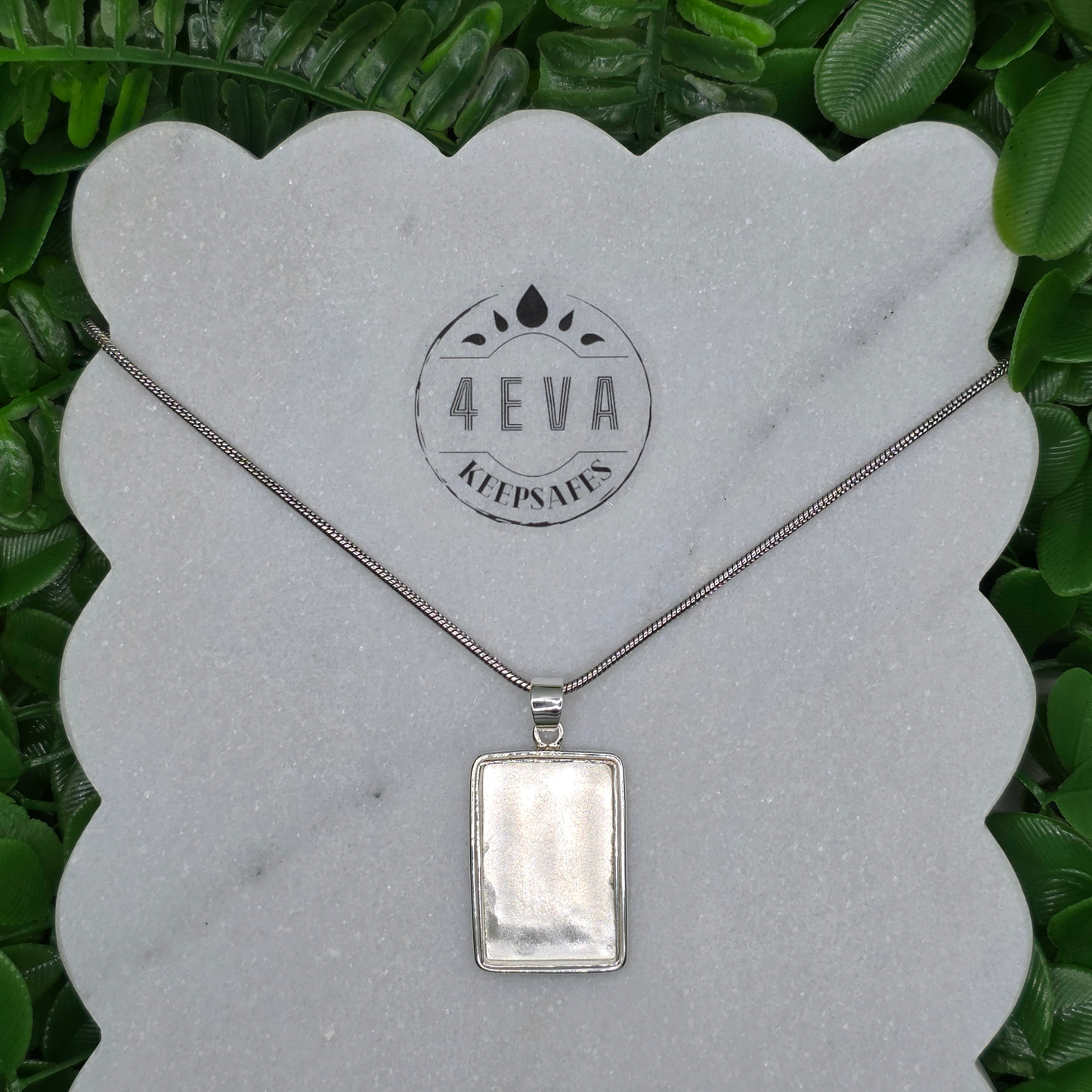 Nicehis - Rectangle Double Wire Pendant (20x30mm)