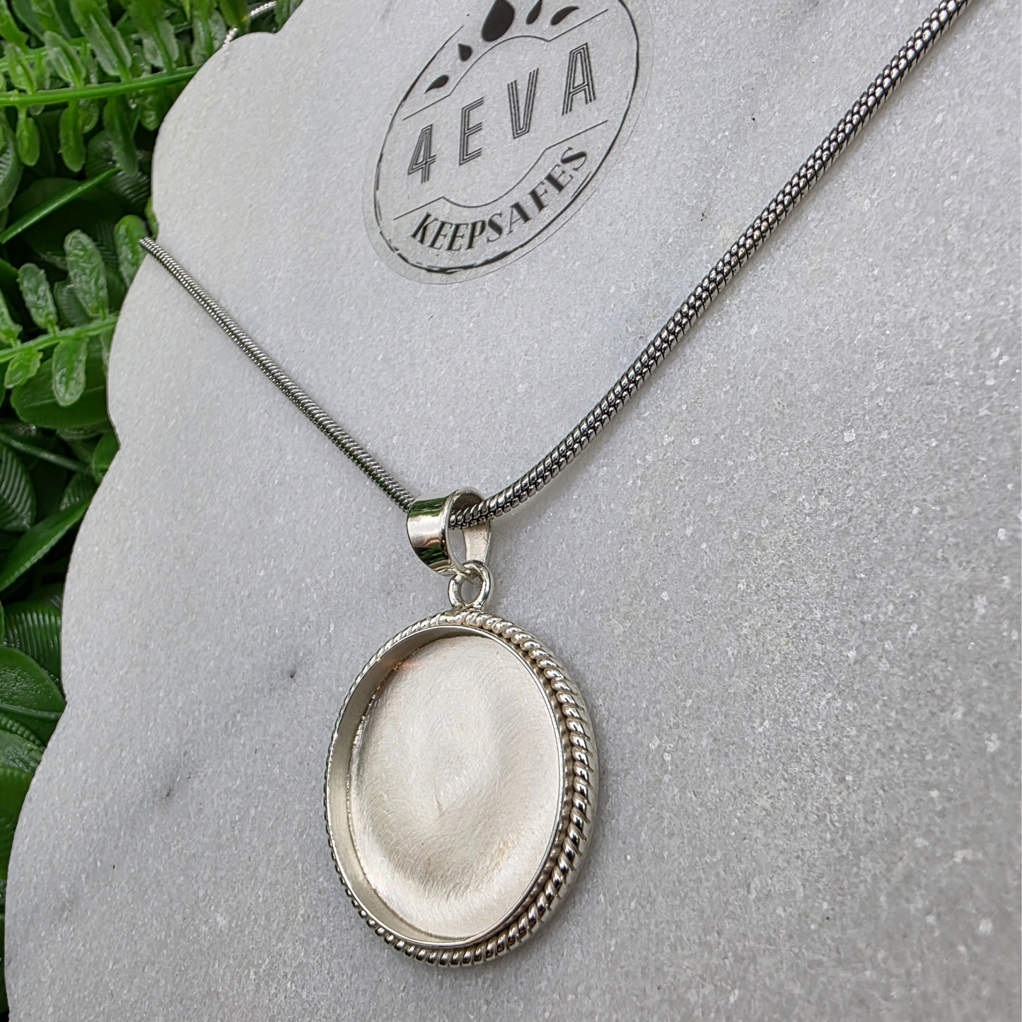 Karita - Round Rope Edge Pendant (30mm)