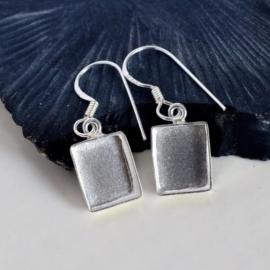 Ivana - 23x33mm Rectangle Shape Earrings