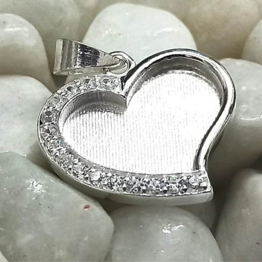 Kalila - Heart Pendant with Zircon