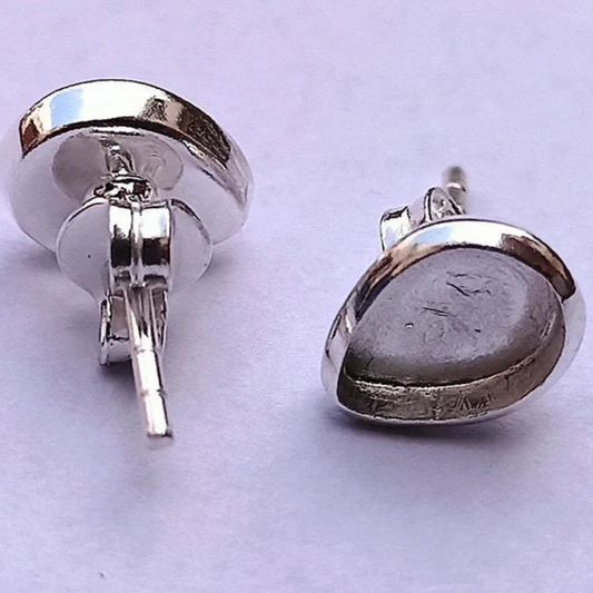 Priya - Simple Pear Stone Studs