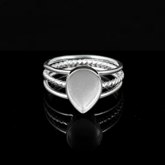 Luba - Pear Stone with Tri-Band